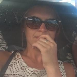 Meet your Posher, Stacey